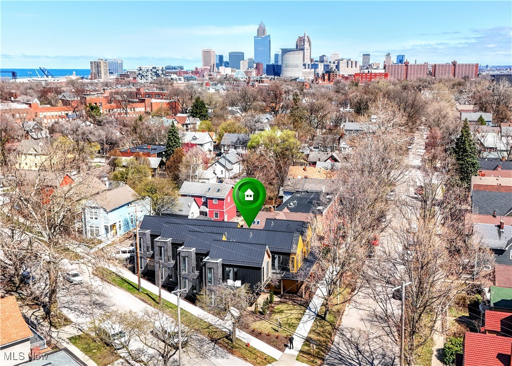1895 W 44th Street Cleveland OH 44113