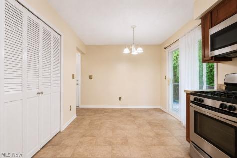 5240 Sable Court Mentor OH 44060