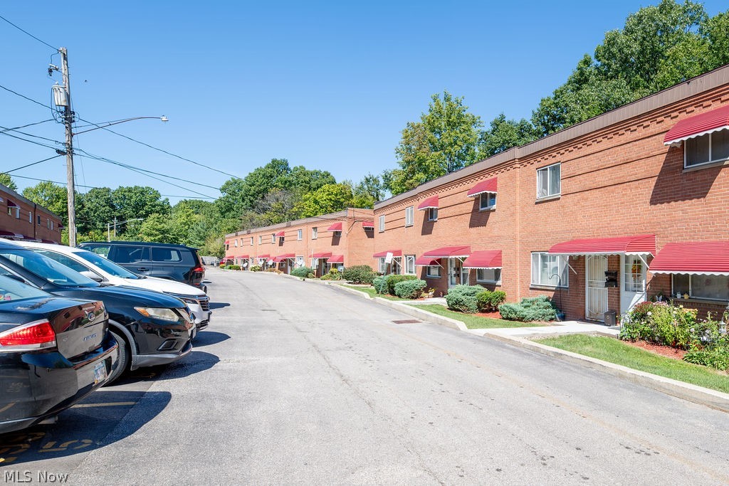199 Dalepark Drive Bedford OH 44146