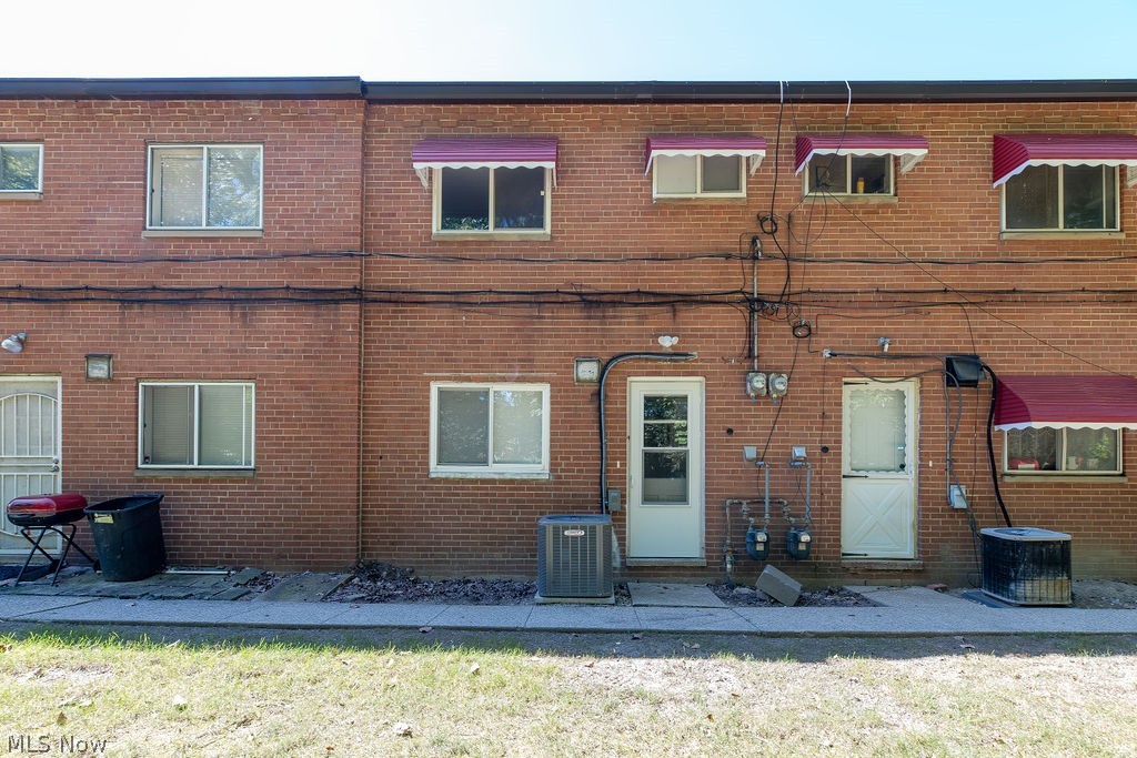 199 Dalepark Drive Bedford OH 44146