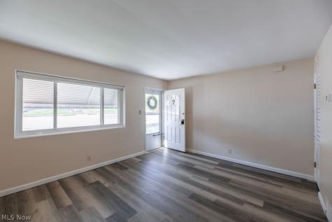 199 Dalepark Drive Bedford OH 44146