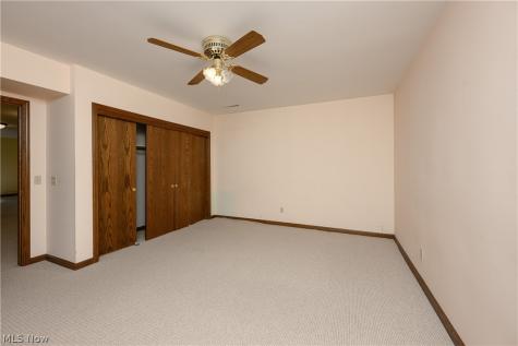 16 S Bentley Drive SE Canton OH 44709