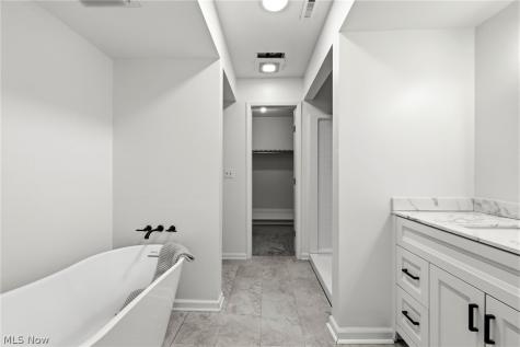 550 Russet Woods Lane Aurora OH 44202