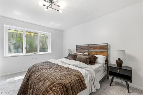 550 Russet Woods Lane Aurora OH 44202