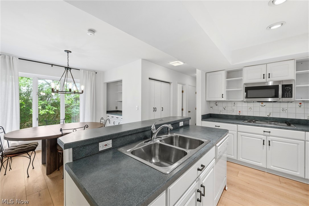 550 Russet Woods Lane Aurora OH 44202