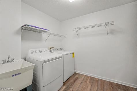 4982 Penny Lane North Olmsted OH 44070