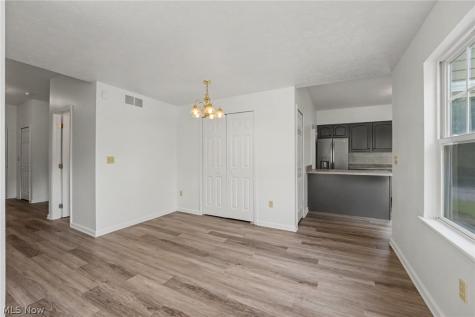 4982 Penny Lane North Olmsted OH 44070