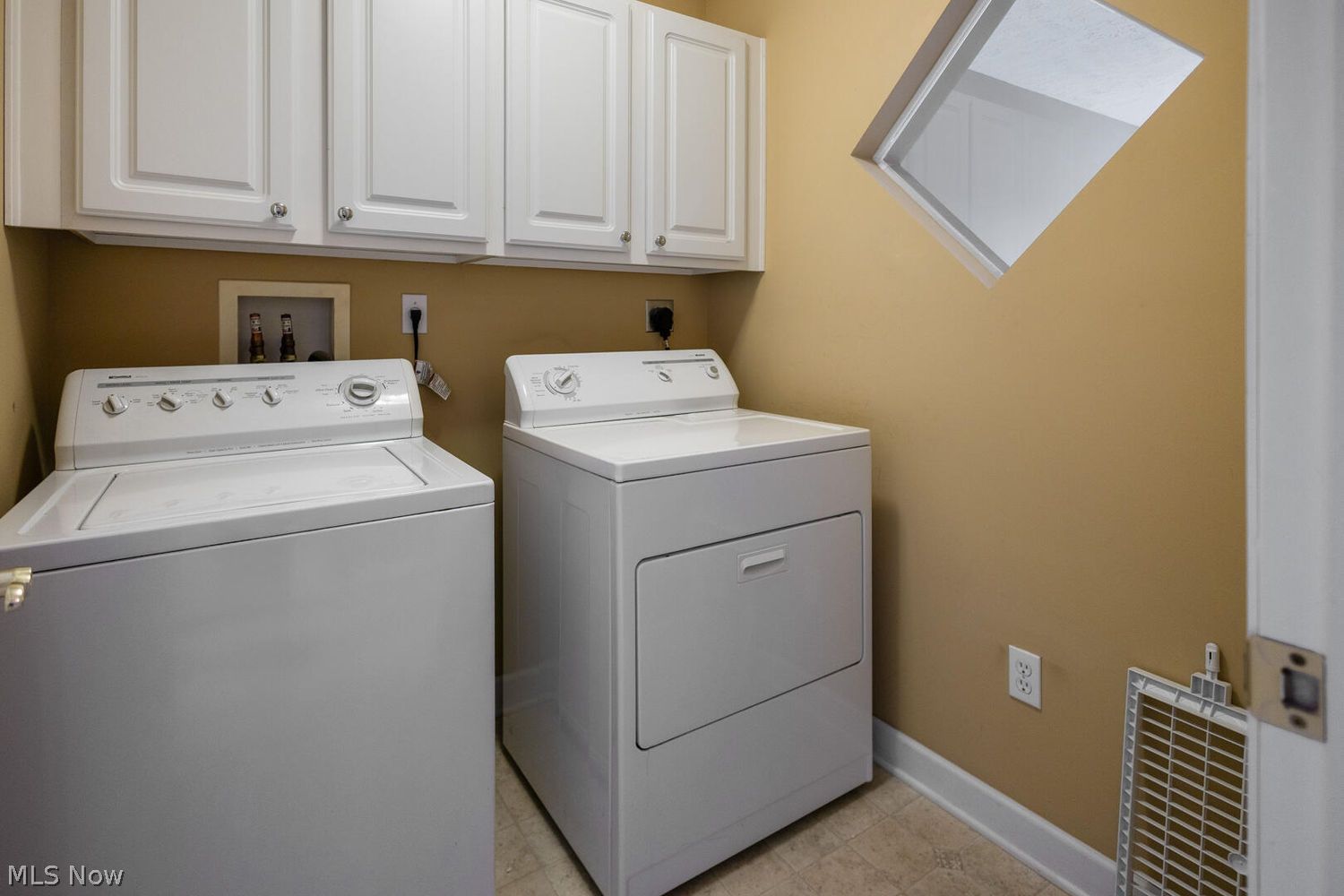 3686 E 65th Street Cleveland OH 44105