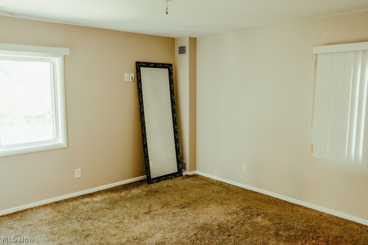 2039 Wooster Road Rocky River OH 44116