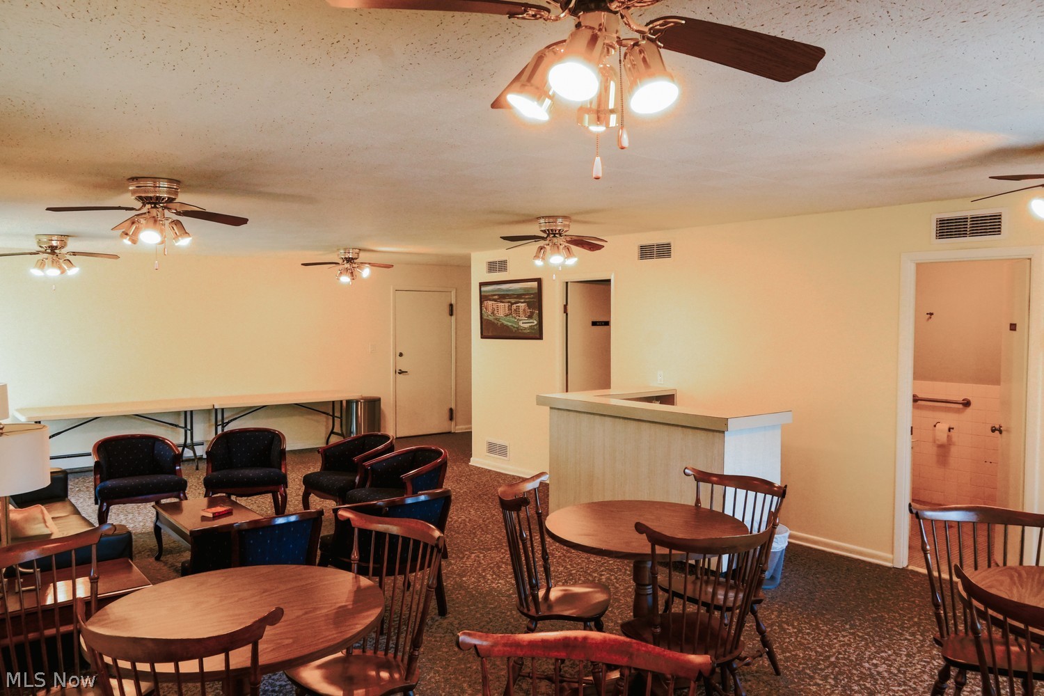 2039 Wooster Road Rocky River OH 44116