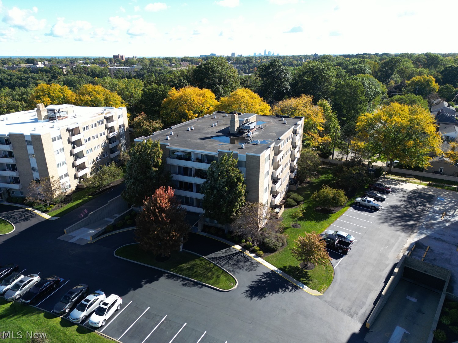 2039 Wooster Road Rocky River OH 44116
