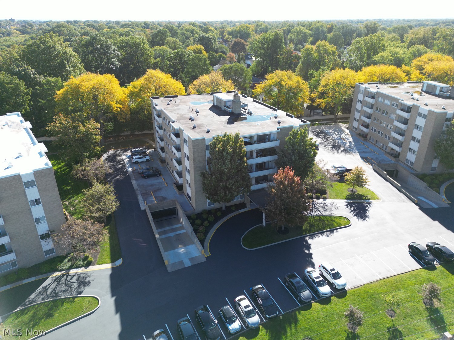 2039 Wooster Road Rocky River OH 44116