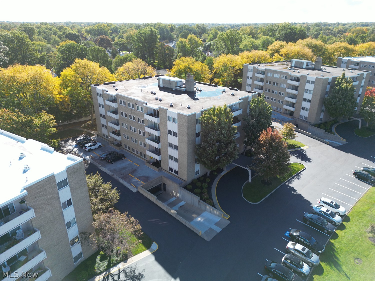 2039 Wooster Road Rocky River OH 44116
