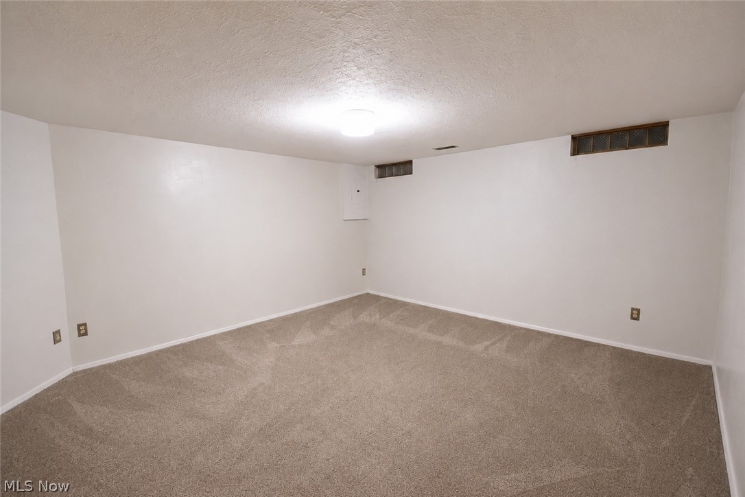 5552 Suncrest Court Parma OH 44134