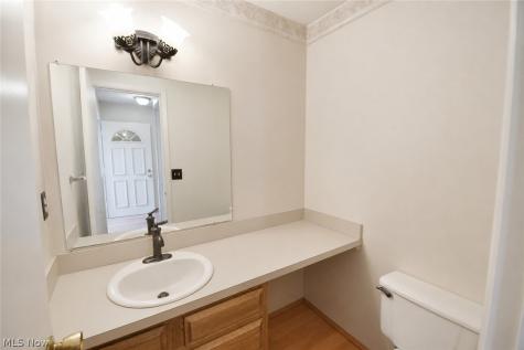 5552 Suncrest Court Parma OH 44134