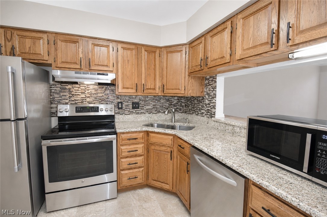 5552 Suncrest Court Parma OH 44134