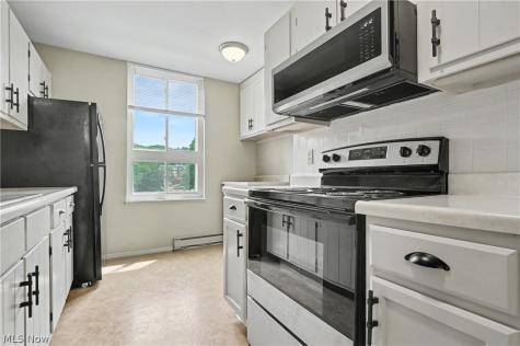3066 Kent Road Stow OH 44224