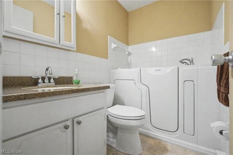 3066 Kent Road Stow OH 44224