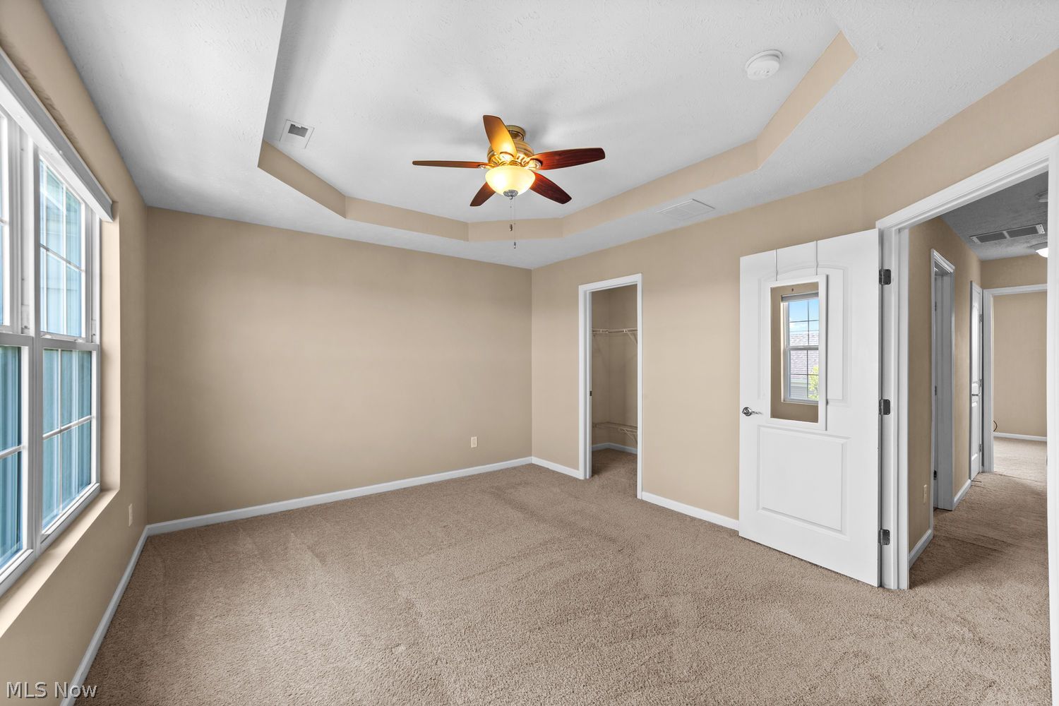 6136 N Pointe Beachwood OH 44124