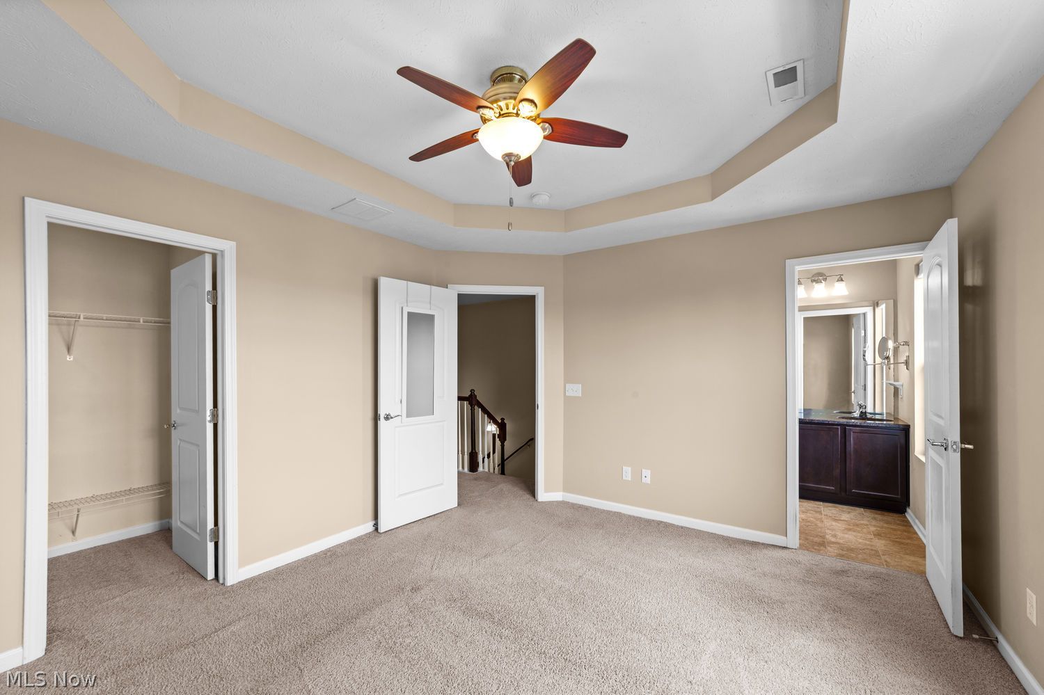 6136 N Pointe Beachwood OH 44124