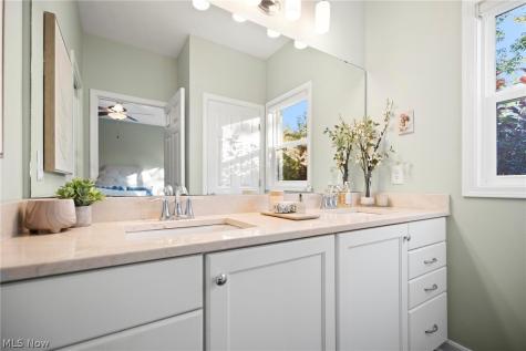 33249 Belladon Court Avon Lake OH 44012