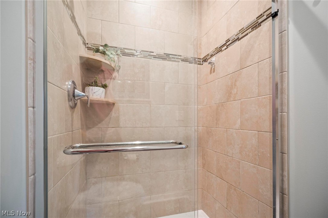 33249 Belladon Court Avon Lake OH 44012
