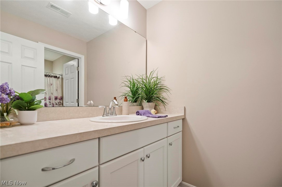 33249 Belladon Court Avon Lake OH 44012