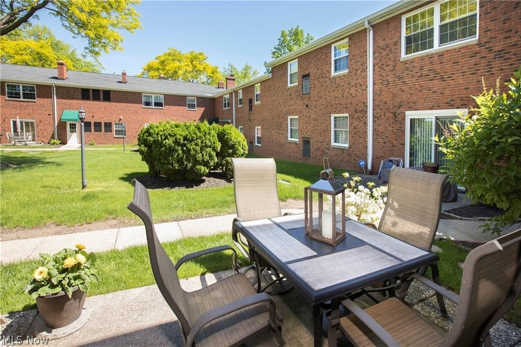 2854 Pease Drive Rocky River OH 44116