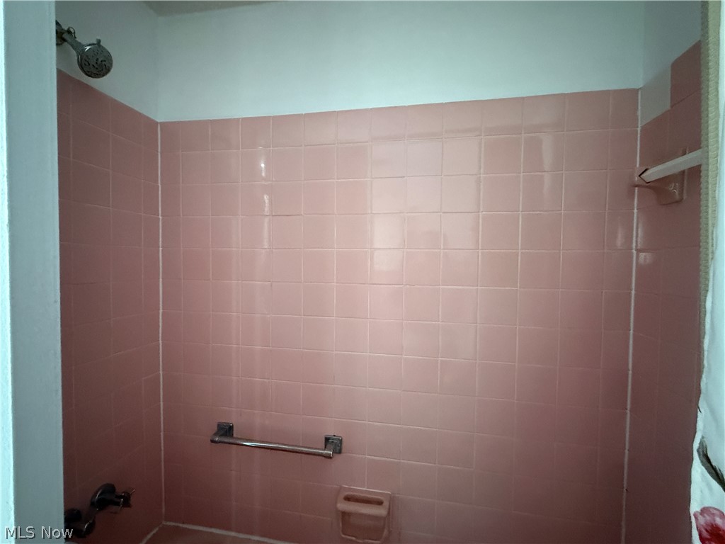 16100 Van Aken Boulevard Shaker Heights OH 44120