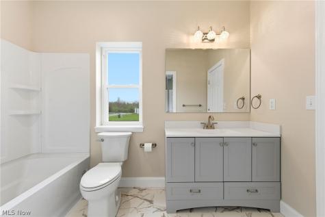 649 Southbay Drive Wadsworth OH 44281