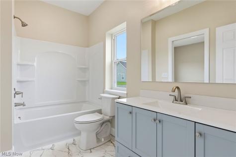 649 Southbay Drive Wadsworth OH 44281