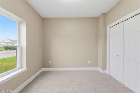 649 Southbay Drive Wadsworth OH 44281
