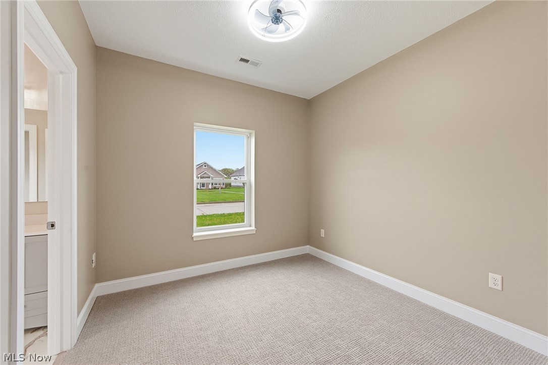 649 Southbay Drive Wadsworth OH 44281
