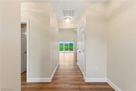 649 Southbay Drive Wadsworth OH 44281