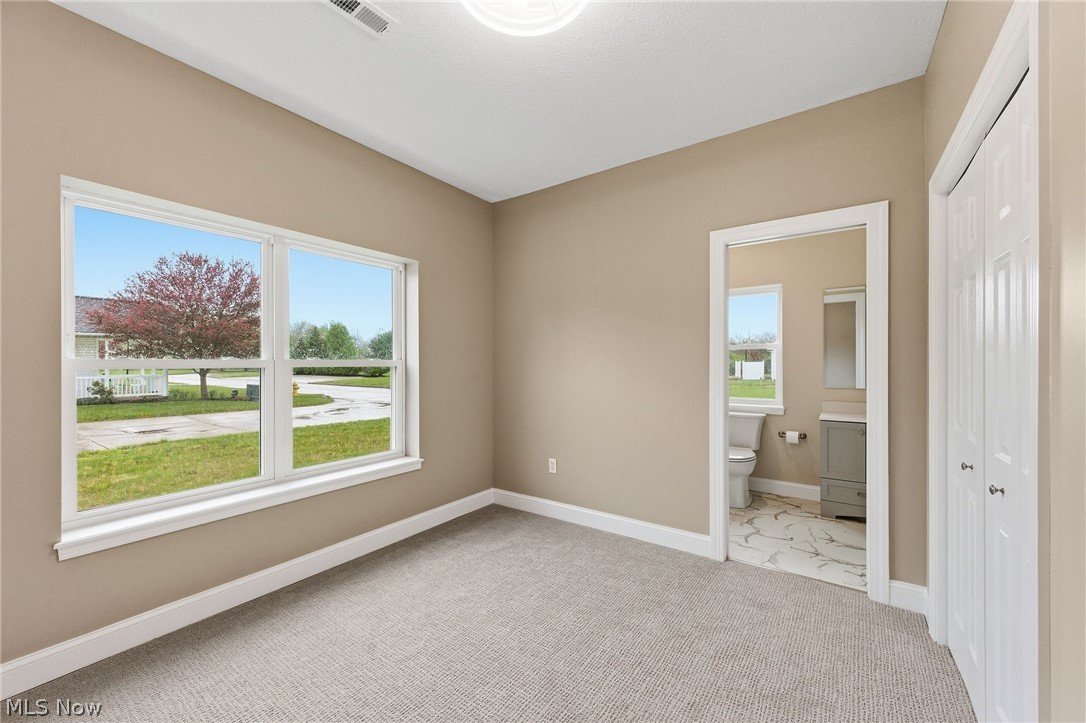 649 Southbay Drive Wadsworth OH 44281