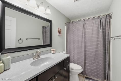 542 Topaz Lane Brunswick OH 44212