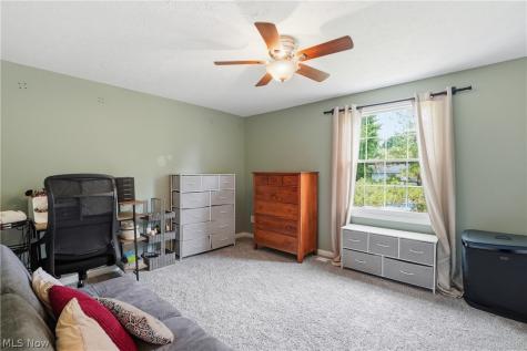 542 Topaz Lane Brunswick OH 44212