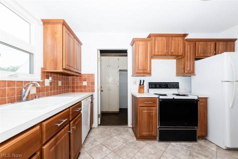 5152 Franklyn Boulevard Willoughby OH 44094