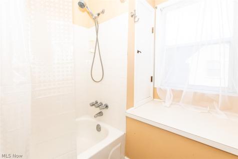 5152 Franklyn Boulevard Willoughby OH 44094