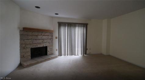 4540 Big Met Place Cleveland OH 44135