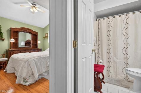 4521 Oakhill Boulevard Lorain OH 44053