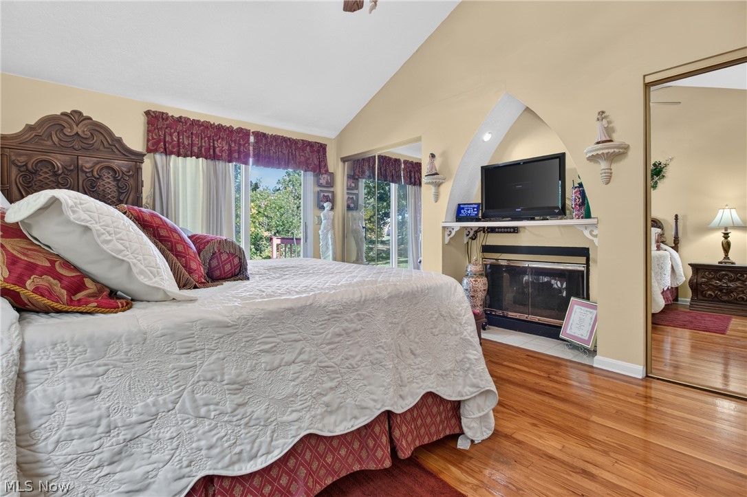 4521 Oakhill Boulevard Lorain OH 44053