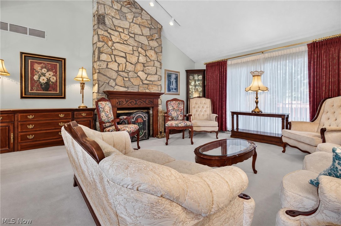 4521 Oakhill Boulevard Lorain OH 44053