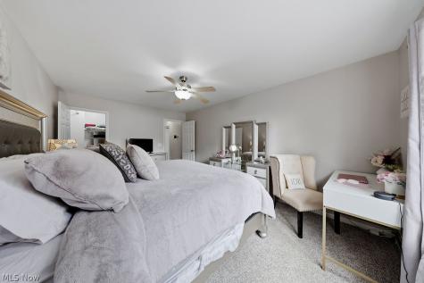 1833 Hobbits Way Brunswick OH 44212