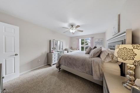 1833 Hobbits Way Brunswick OH 44212