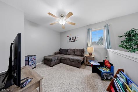 1833 Hobbits Way Brunswick OH 44212