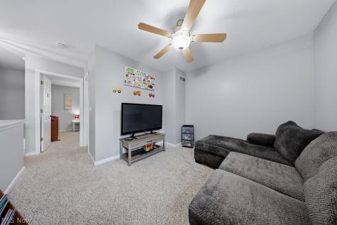 1833 Hobbits Way Brunswick OH 44212