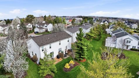 1833 Hobbits Way Brunswick OH 44212