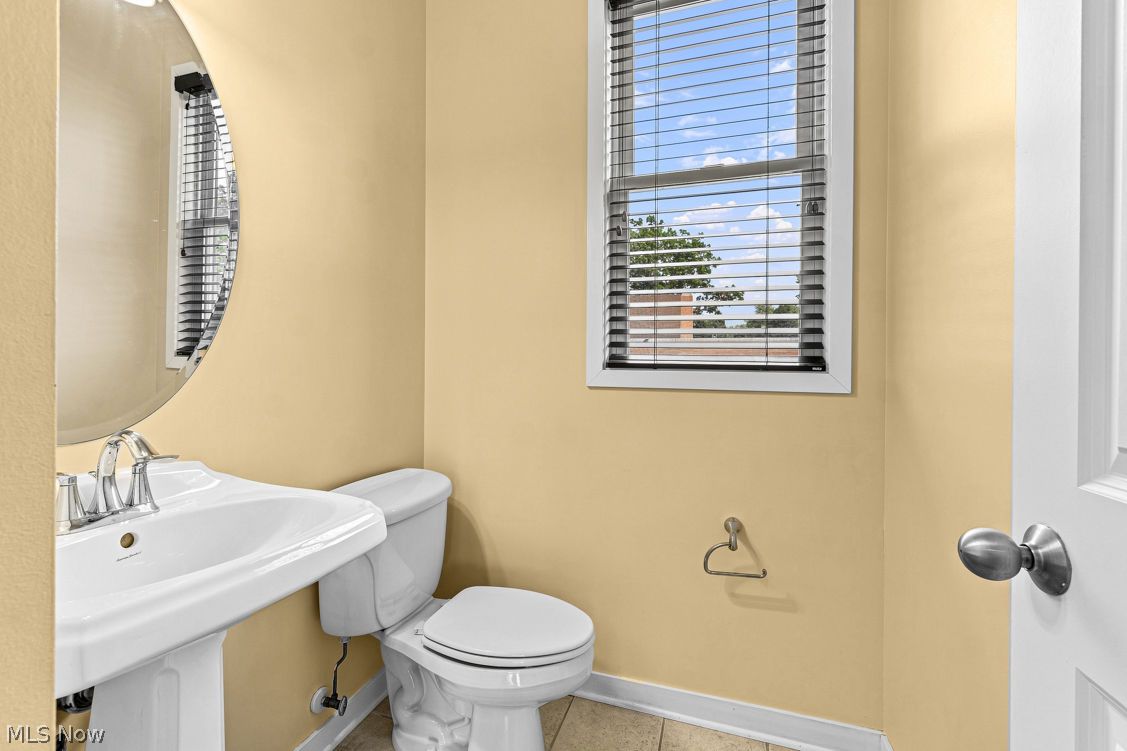 1479 Huntington Lane Cleveland Heights OH 44118