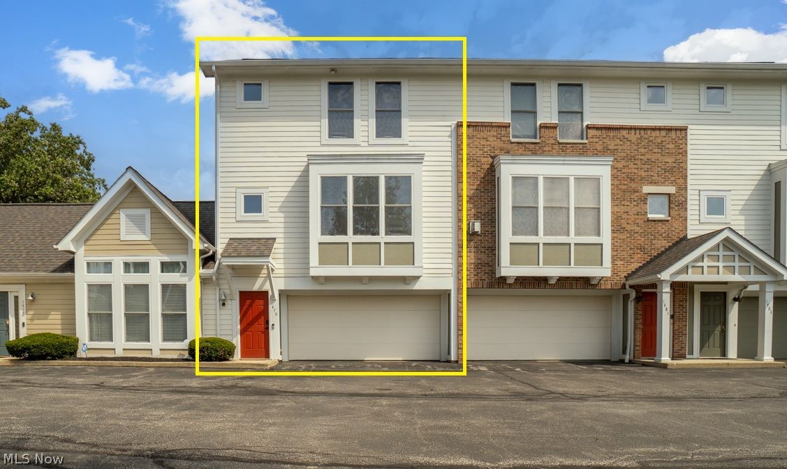 1479 Huntington Lane Cleveland Heights OH 44118